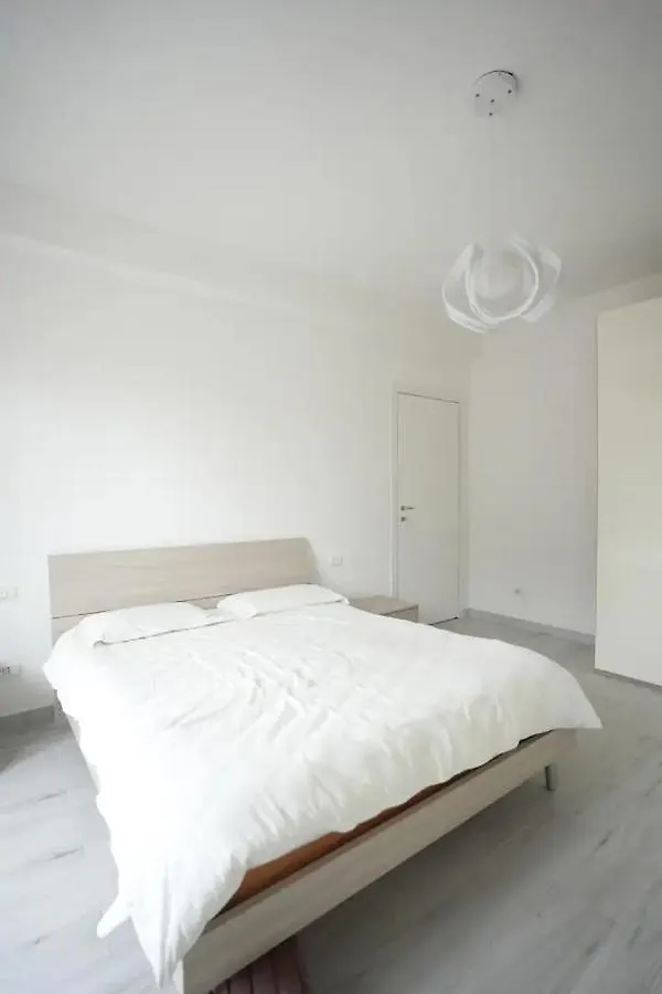 Clapahouse Stanza Privata Hotel Limbiate